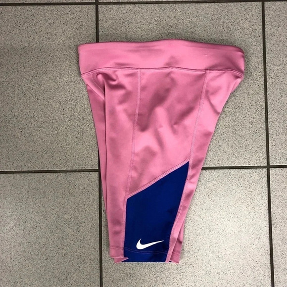 Girls Nike Compression Shorts - Picture 1 of 3